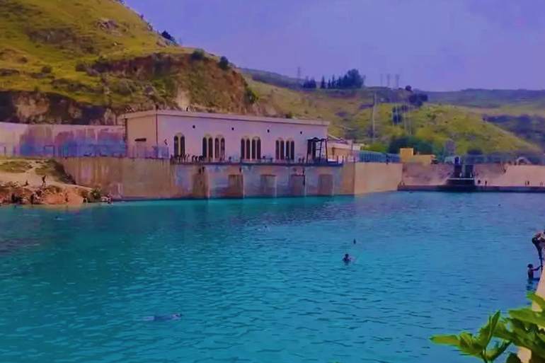 عين الزرقاء